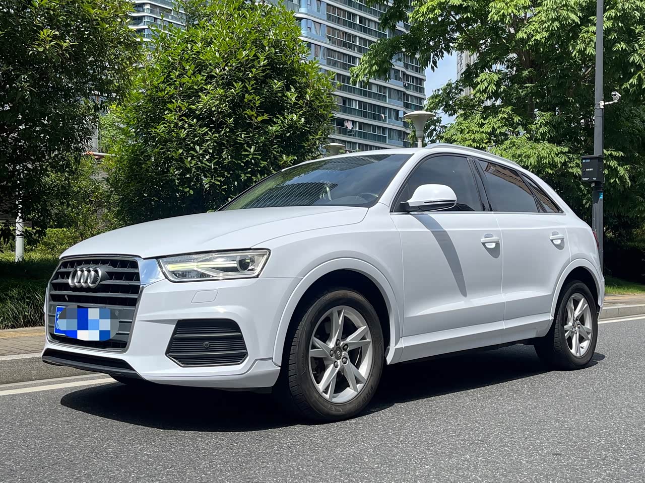 AudiQ3 2017 35 TFSI Fashion