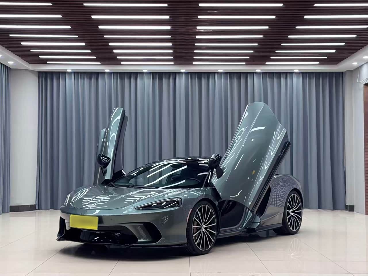 GT 2019 4.0T Standard