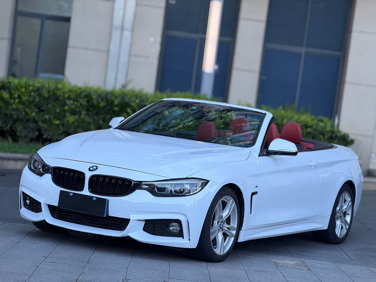 BMW4 Series 2017 425i Convertible M Sport Package