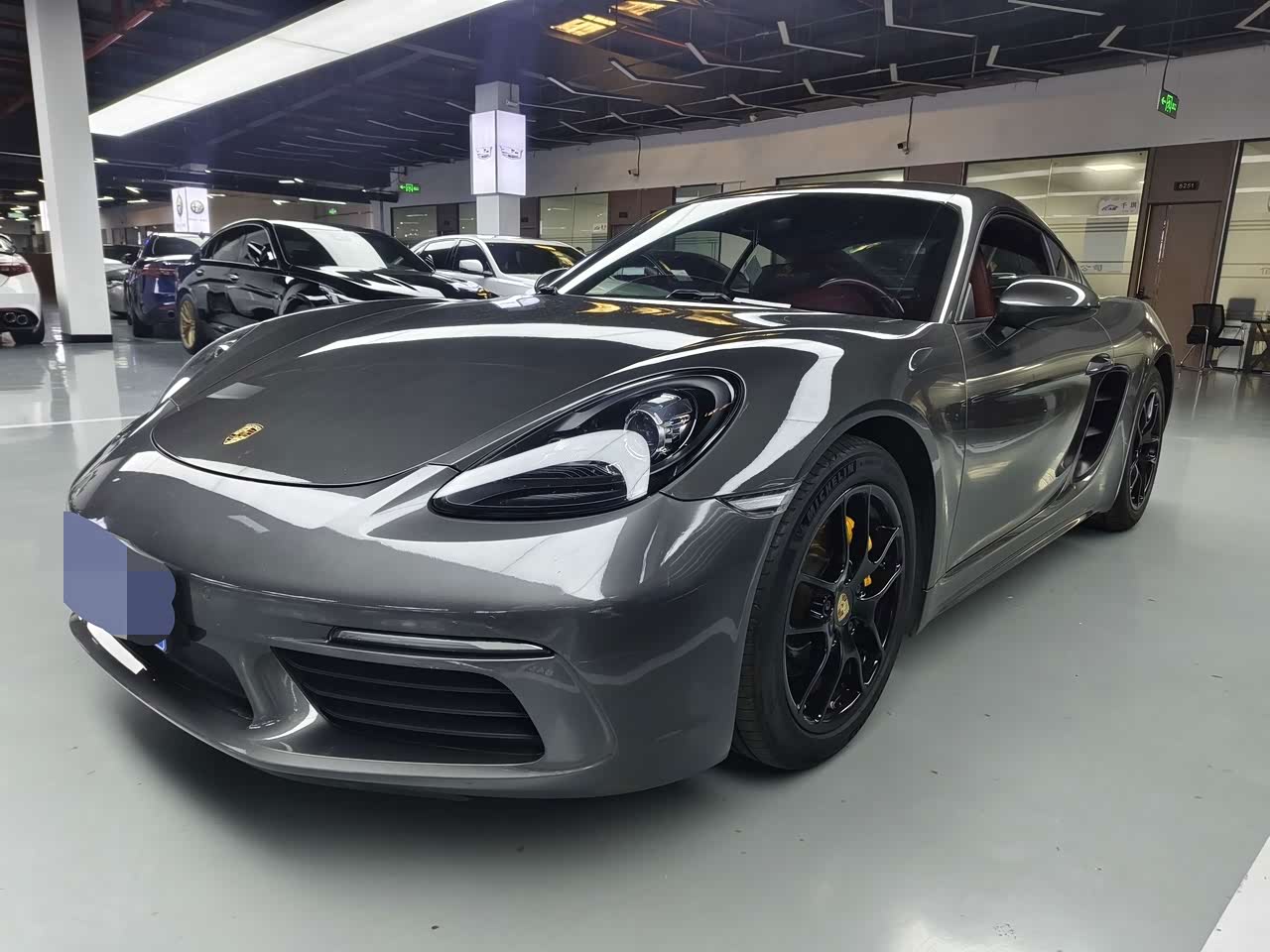 718 2018 Cayman 2.0T