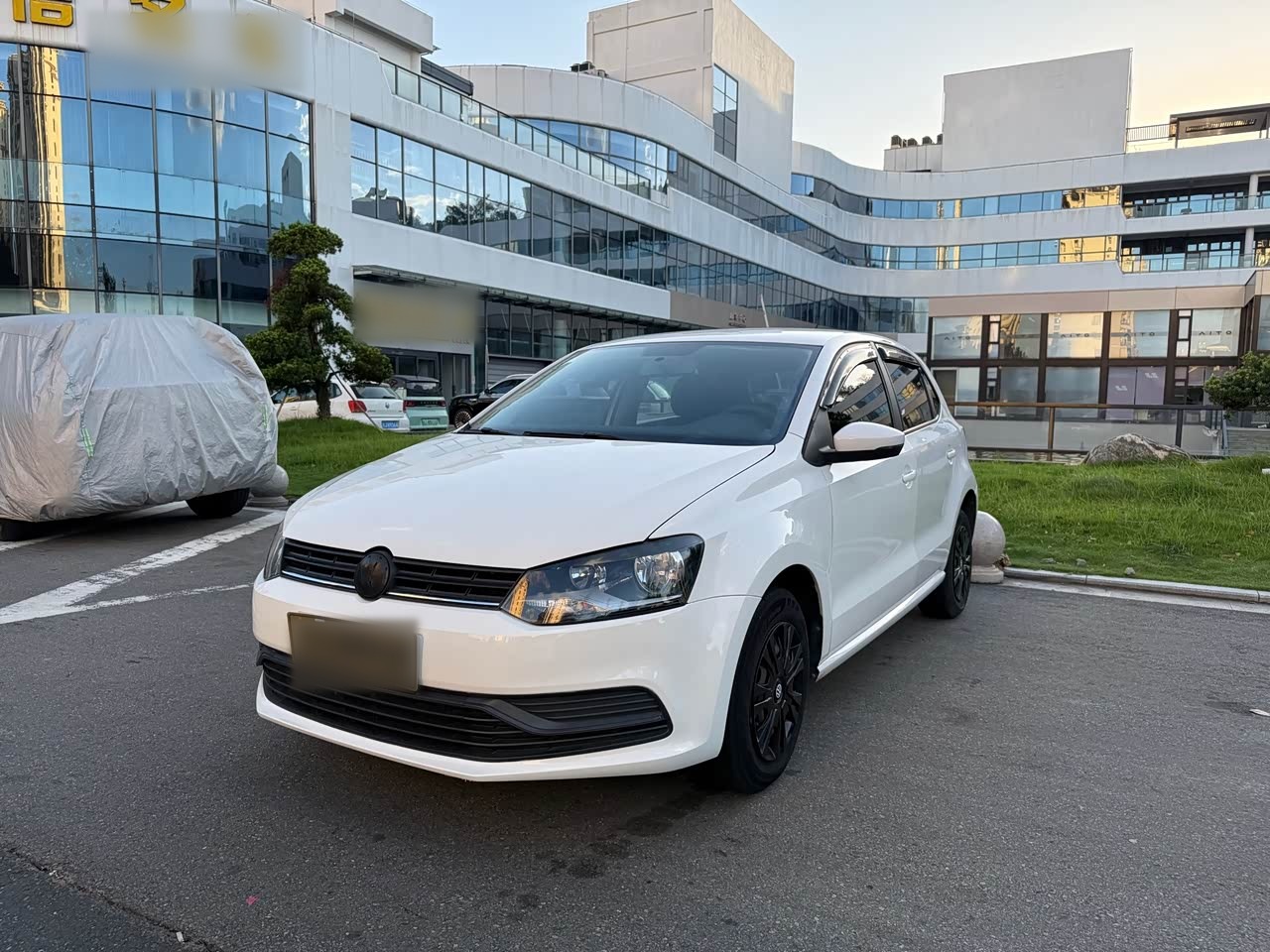 Polo 2016 1.4L MT
