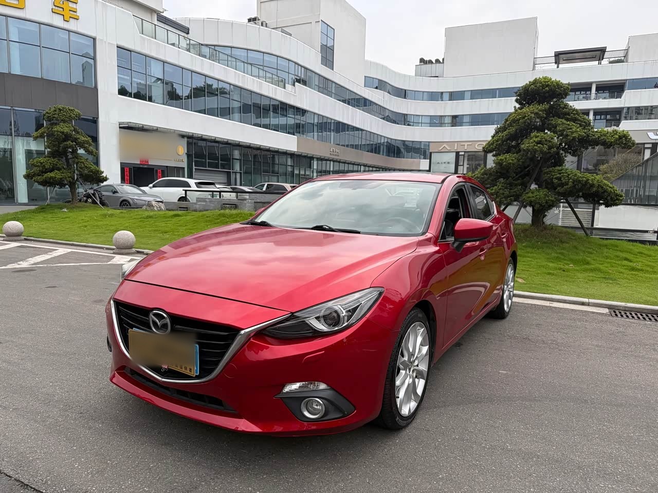 Mazda3 Axela 2016 Sedan 2.0L AT Flagship