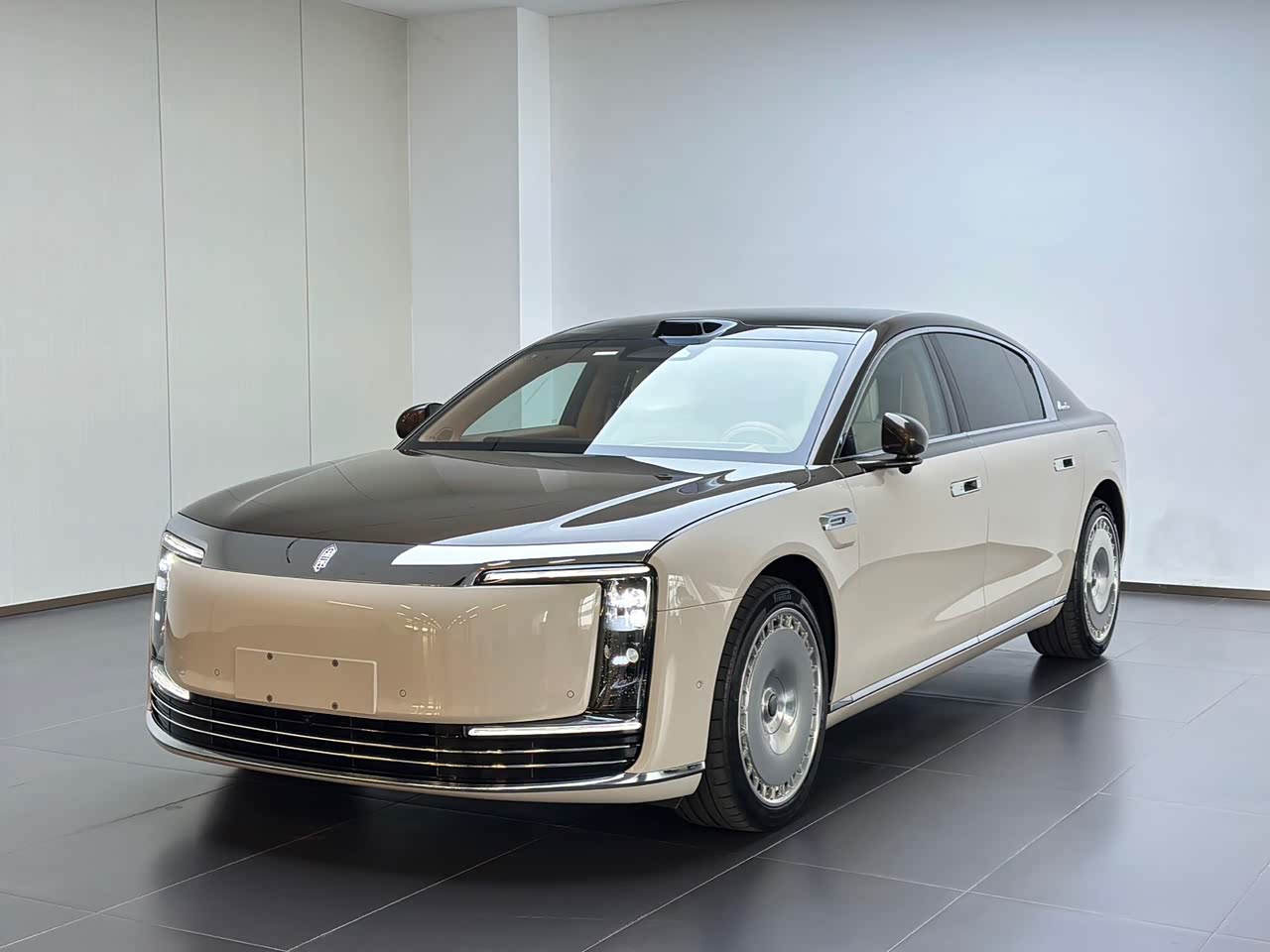 S800 2025 EREV Executive 4-Seater 192-Line LiDAR