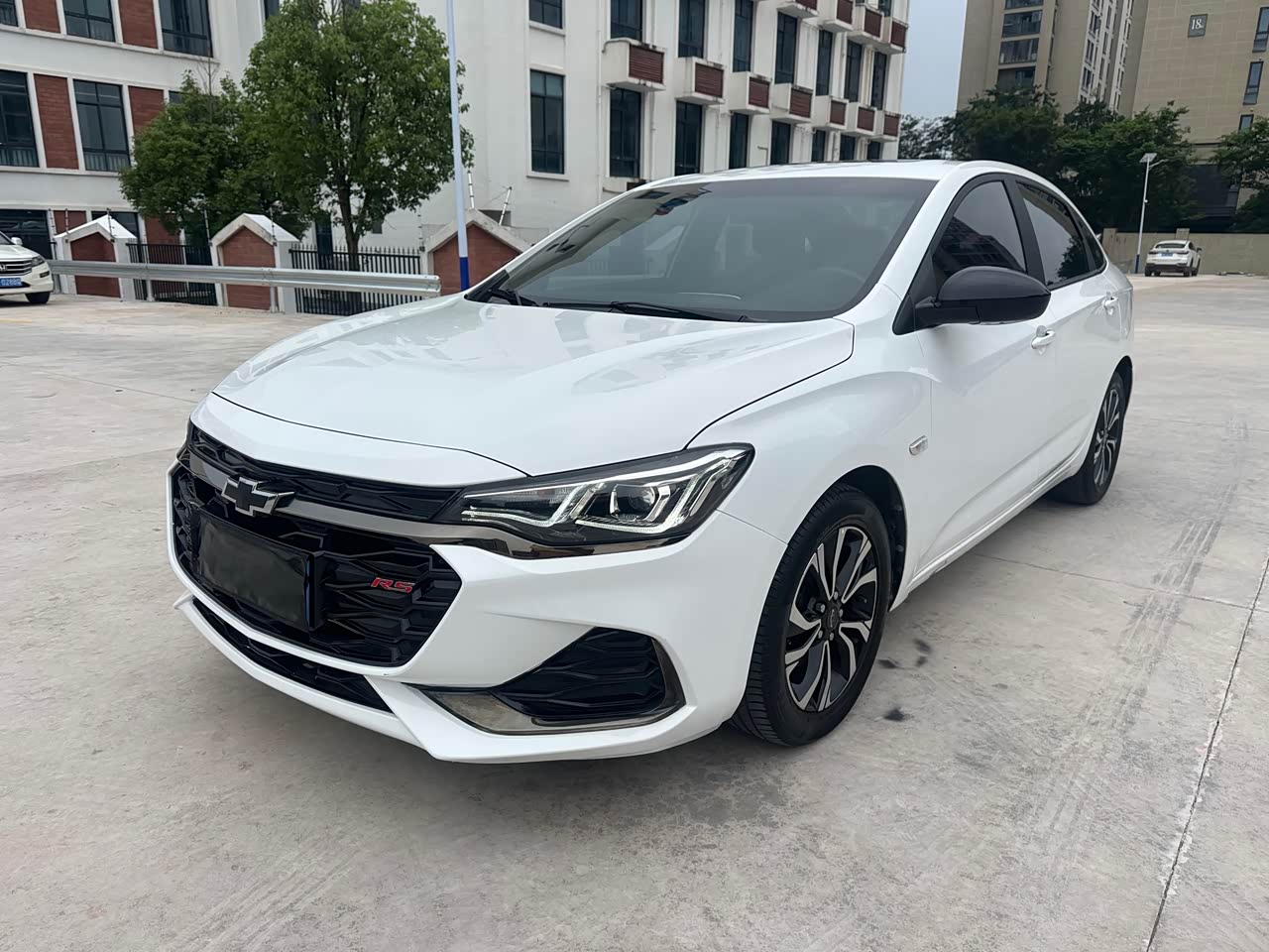 Cruze 2019 RS 330T AT China VI