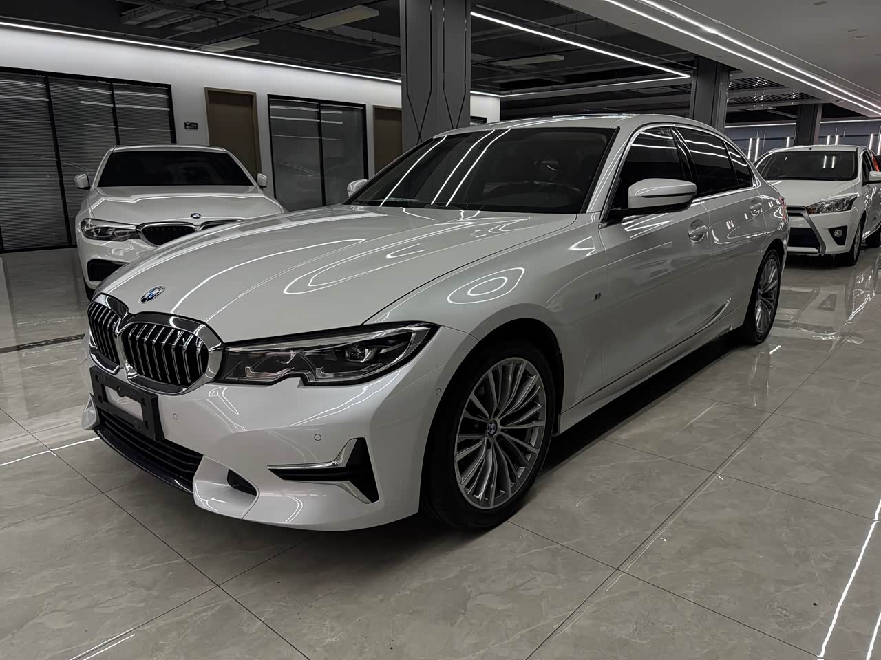 BMW3 Series 2020 325Li Launch Edition