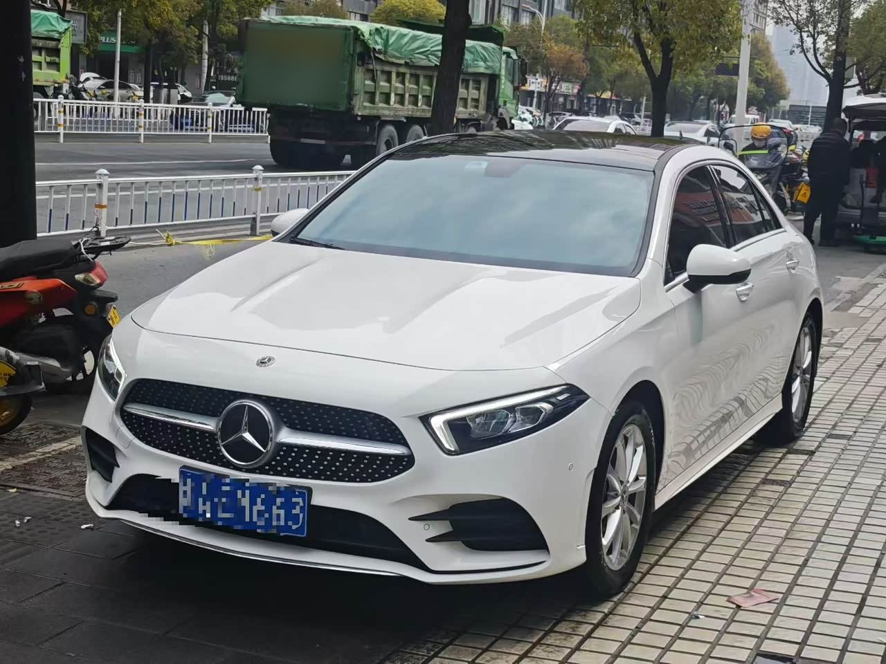 Mercedes-BenzA-Class 2021 A 200 L Sport Fashion