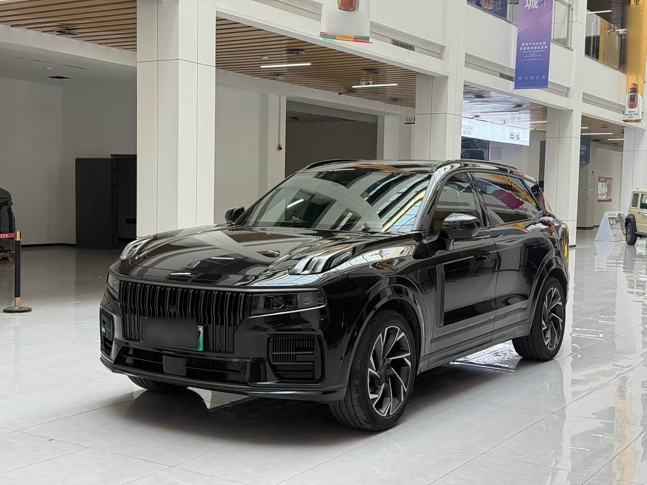 09 EM-P 2021 2.0T PHEV Halo 6-Seater