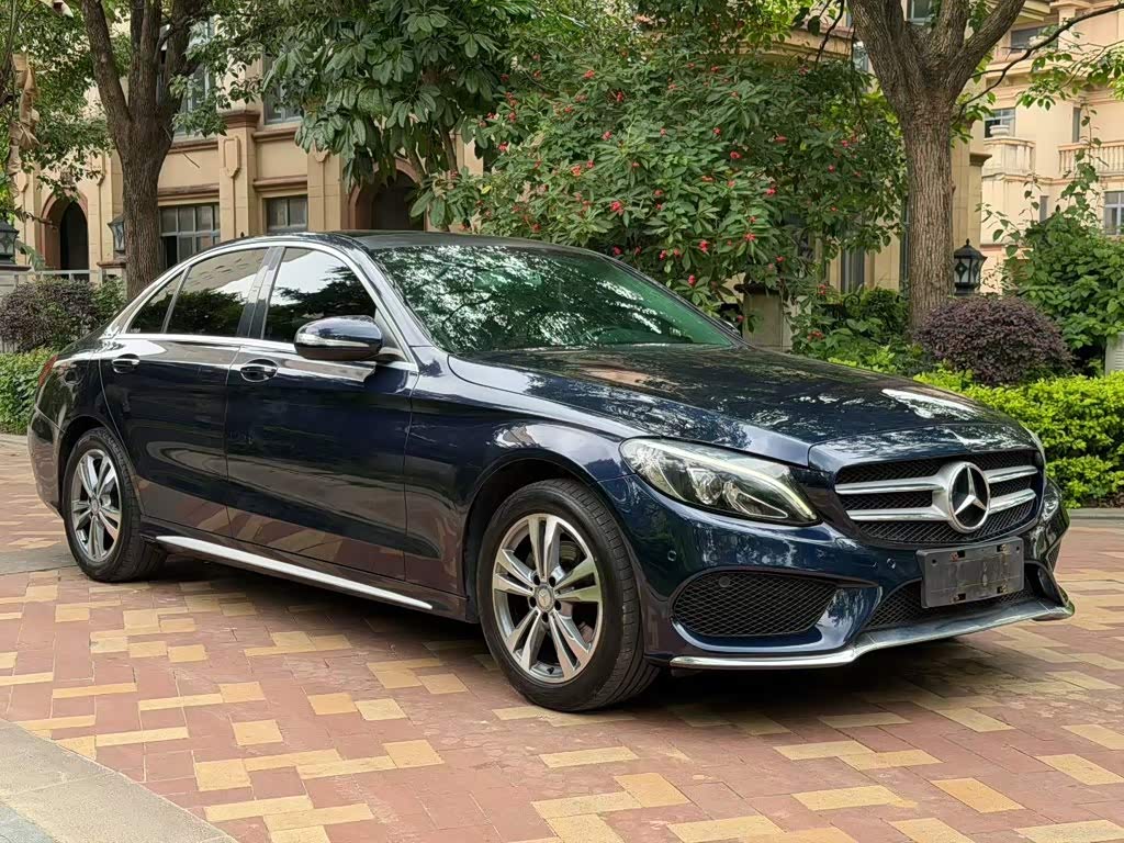 Mercedes-BenzC-Class 2017 C 200 L Sport