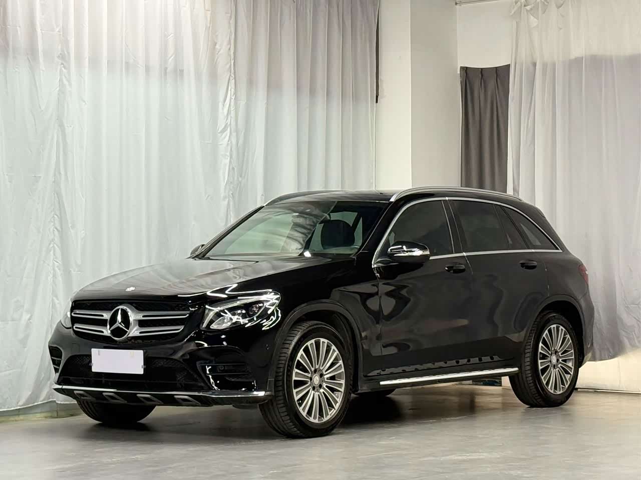 Mercedes-BenzGLC 2017 GLC 260 4MATIC Dynamic