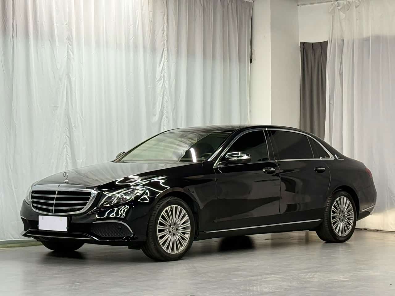 Mercedes-BenzE-Class 2020 E 300 L Fashion