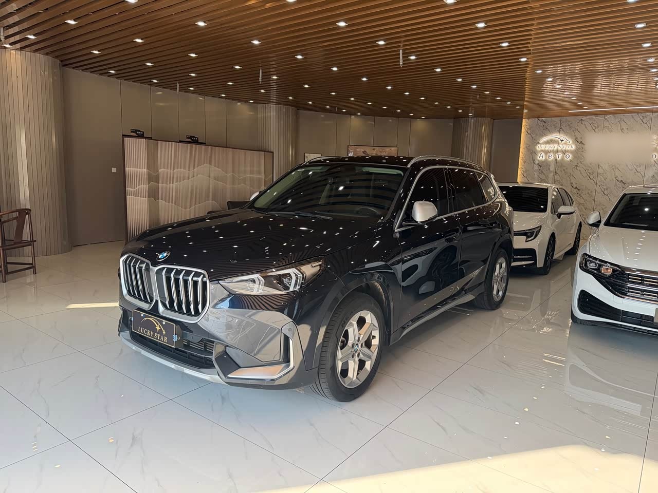 BMWX1 2023 sDrive20Li X Design Package