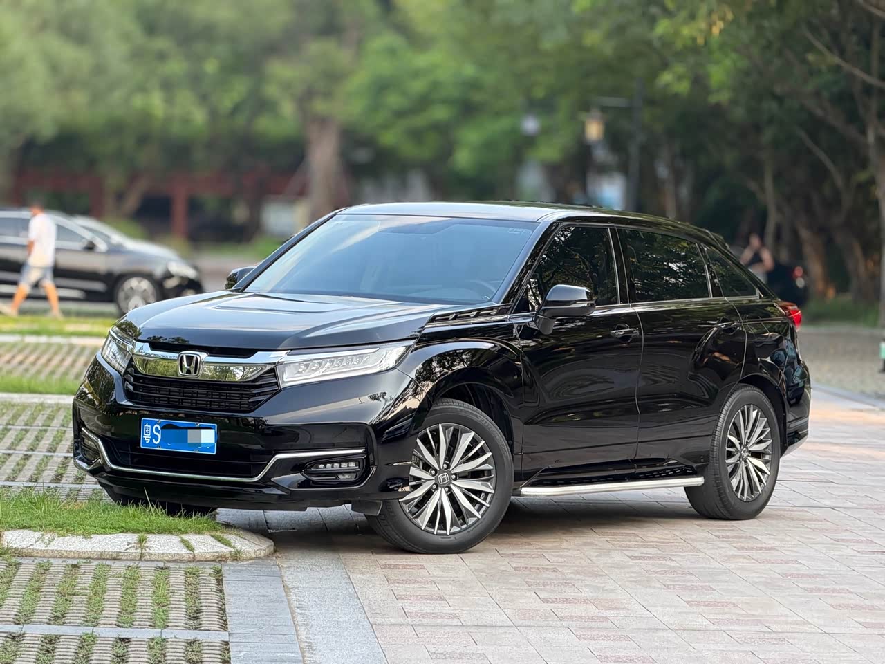Avancier 2020 370TURBO RWD Luxury