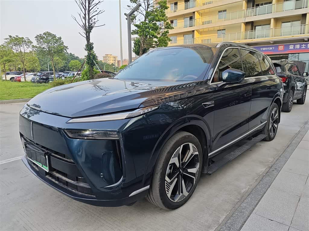 Blue Mountain 2023 AWD Extended Range