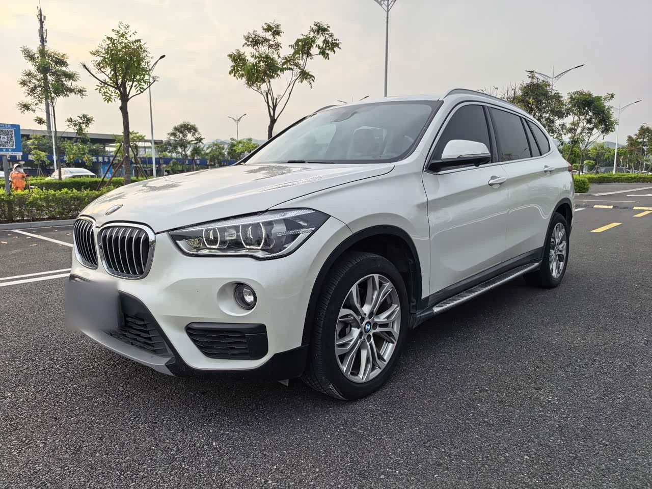 BMWX1 2018 sDrive20Li Leading