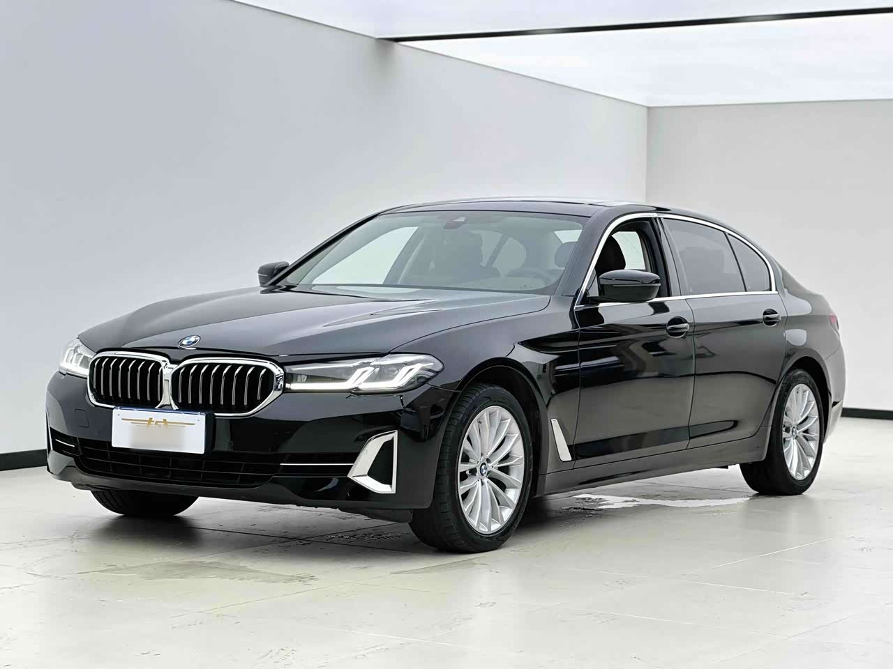 BMW5 Series 2022 Facelift 525Li Luxury