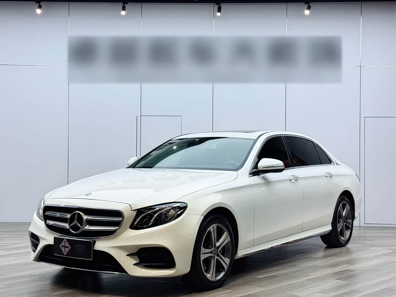 Mercedes-BenzE-Class 2018 E 200 L Sport