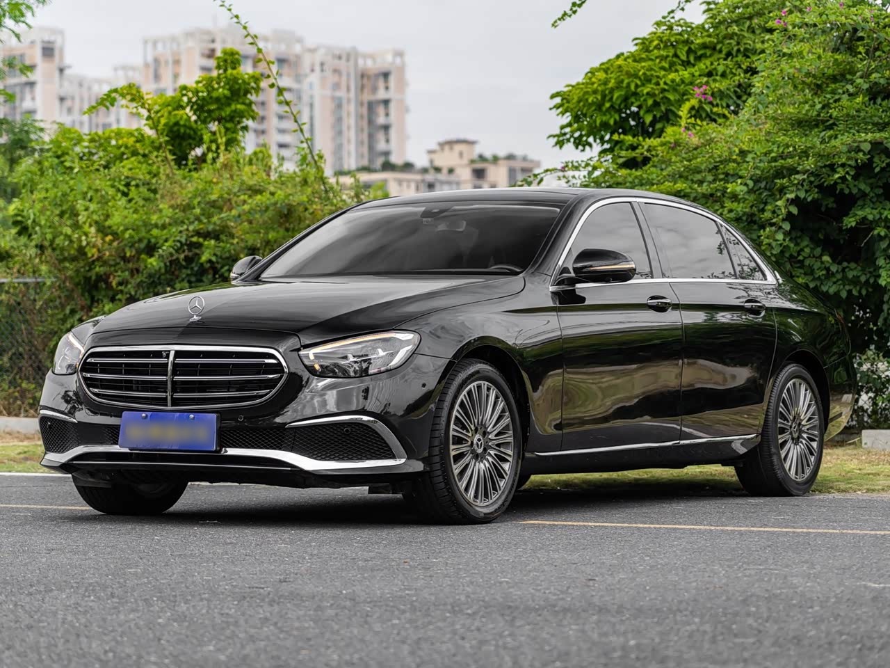 Mercedes-BenzE-Class 2022 E 300 L Luxury