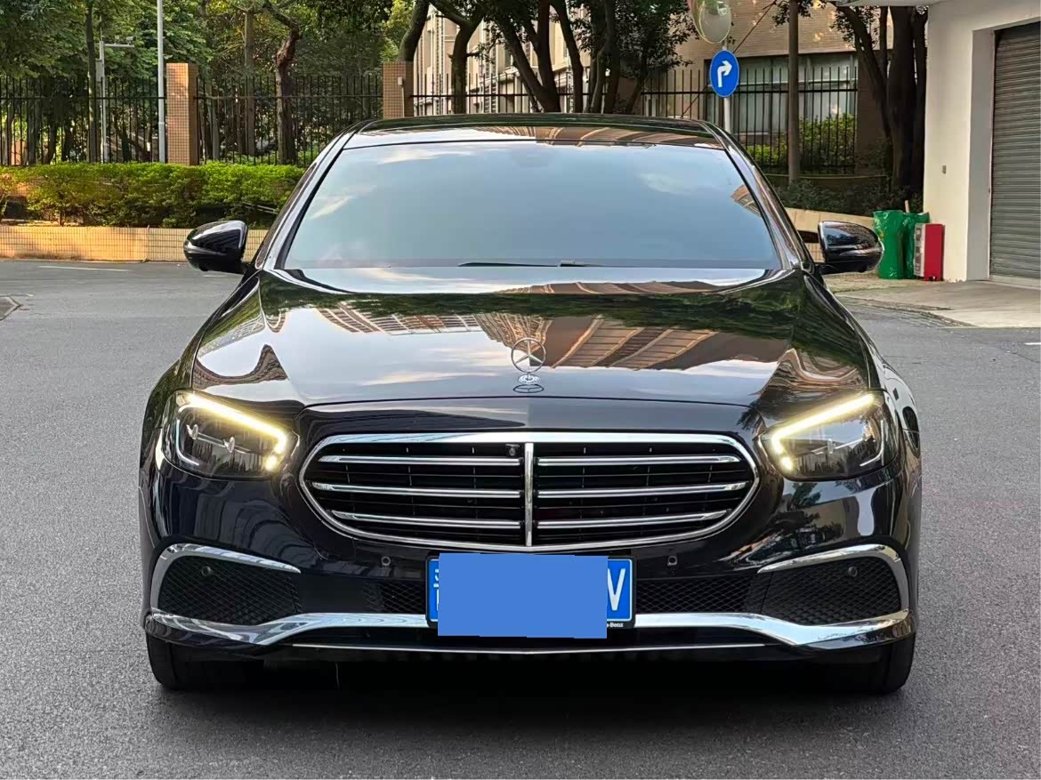 Mercedes-BenzE-Class 2022 E 300 L Luxury