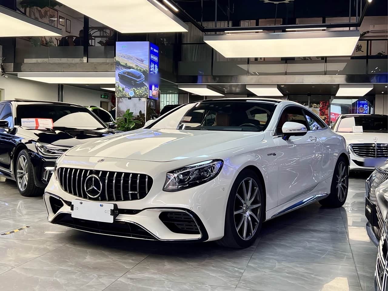 Mercedes-BenzS-ClassAMG 2018 AMG S 63 4MATIC+ Coupe