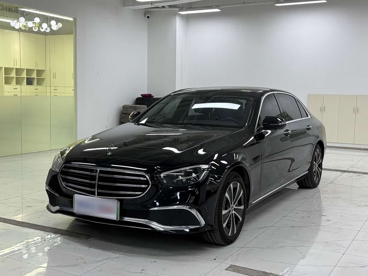 Mercedes-BenzE-Class EV 2022 Facelift E 350 e L PHEV