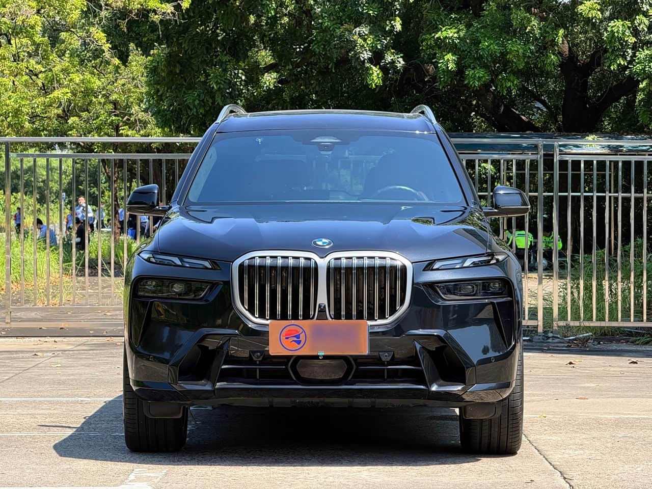 BMWX7 2023 xDrive40i Exclusive M Sport Package