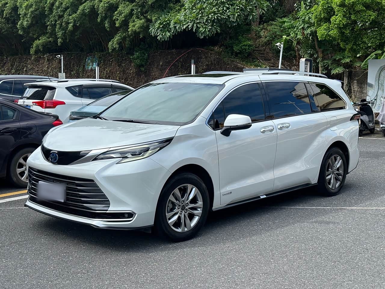 Sienna 2021 2.5L Hybrid Supreme