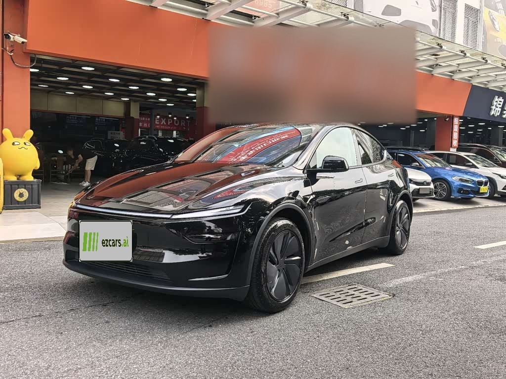 Model Y 2025 RWD