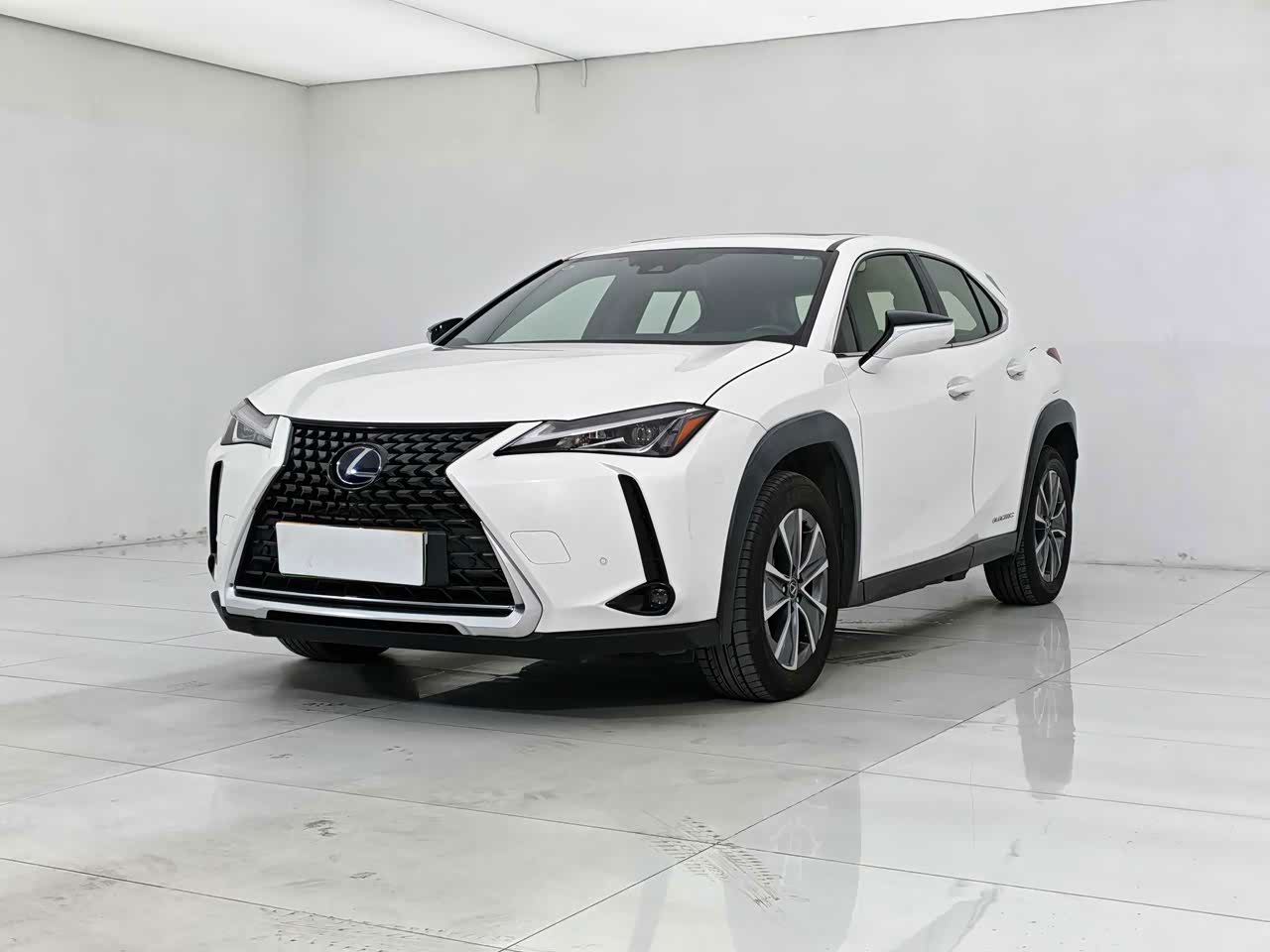 LexusUX EV 2020 300e