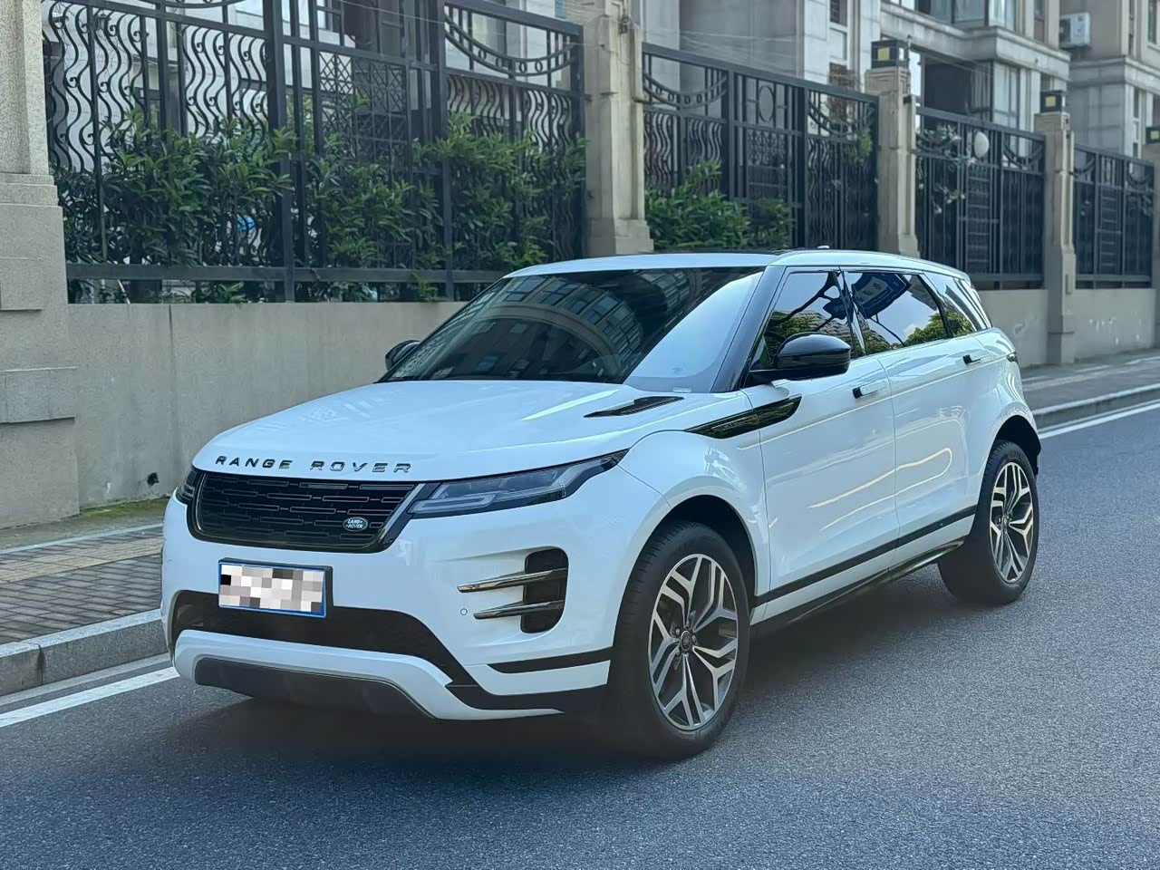 Range Rover Evoque 2024 Range Rover Evoque L SE