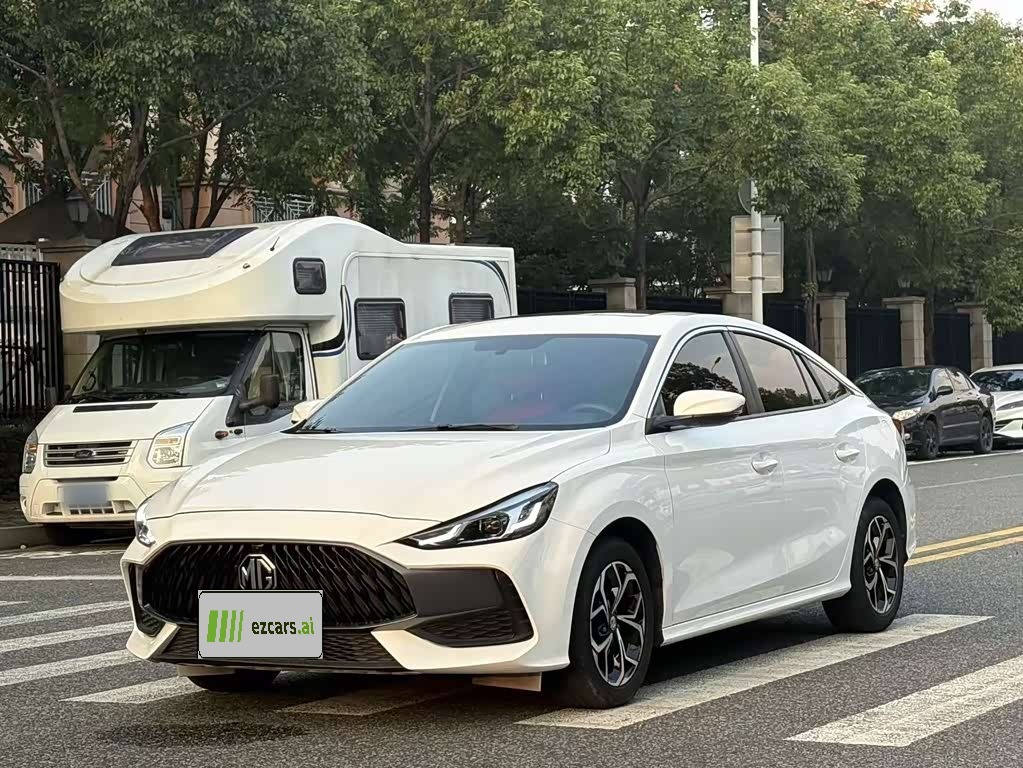 MG5 2022 180DVVT MT Luxury