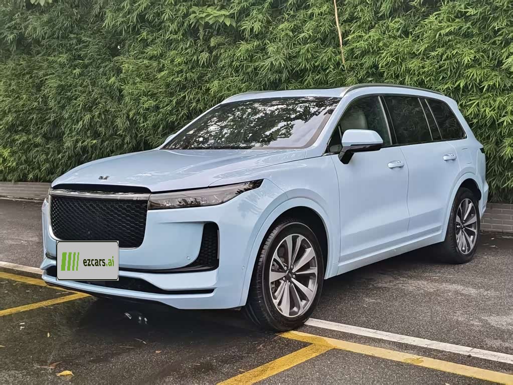 ONE 2020 EREV 6-Seater