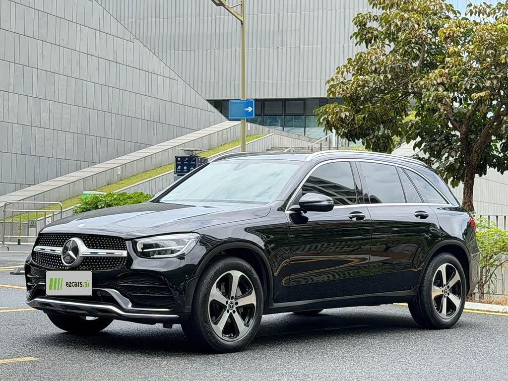 Mercedes-BenzGLC 2022 Facelift GLC 260 L 4MATIC Dynamic