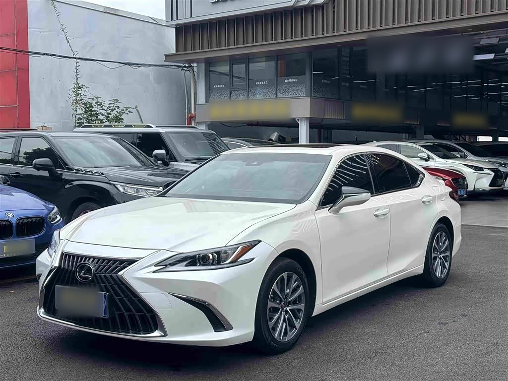 LexusES 2022 300h Excellence