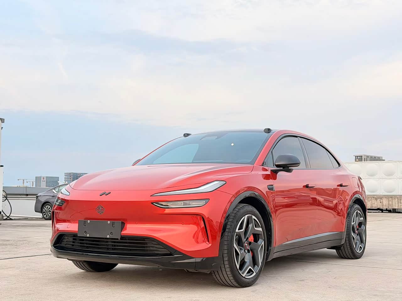 L60 2025 60kWh AWD