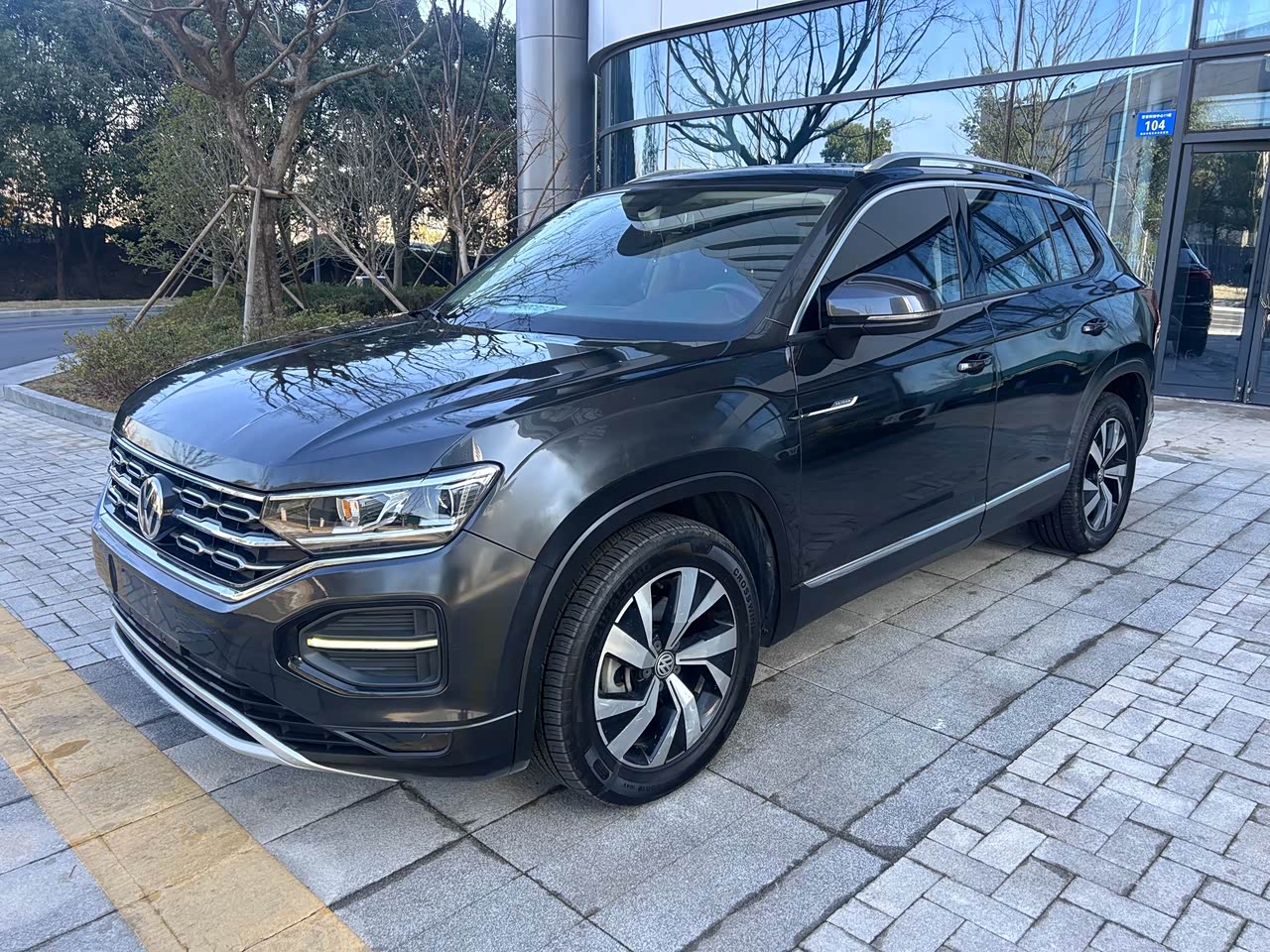 Tayron 2021 330TSI RWD 3