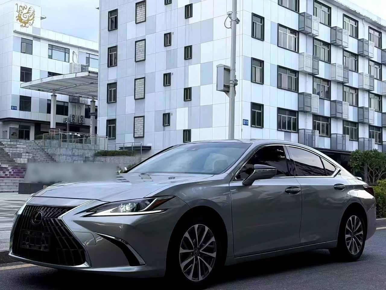 LexusES 2022 300h Excellence