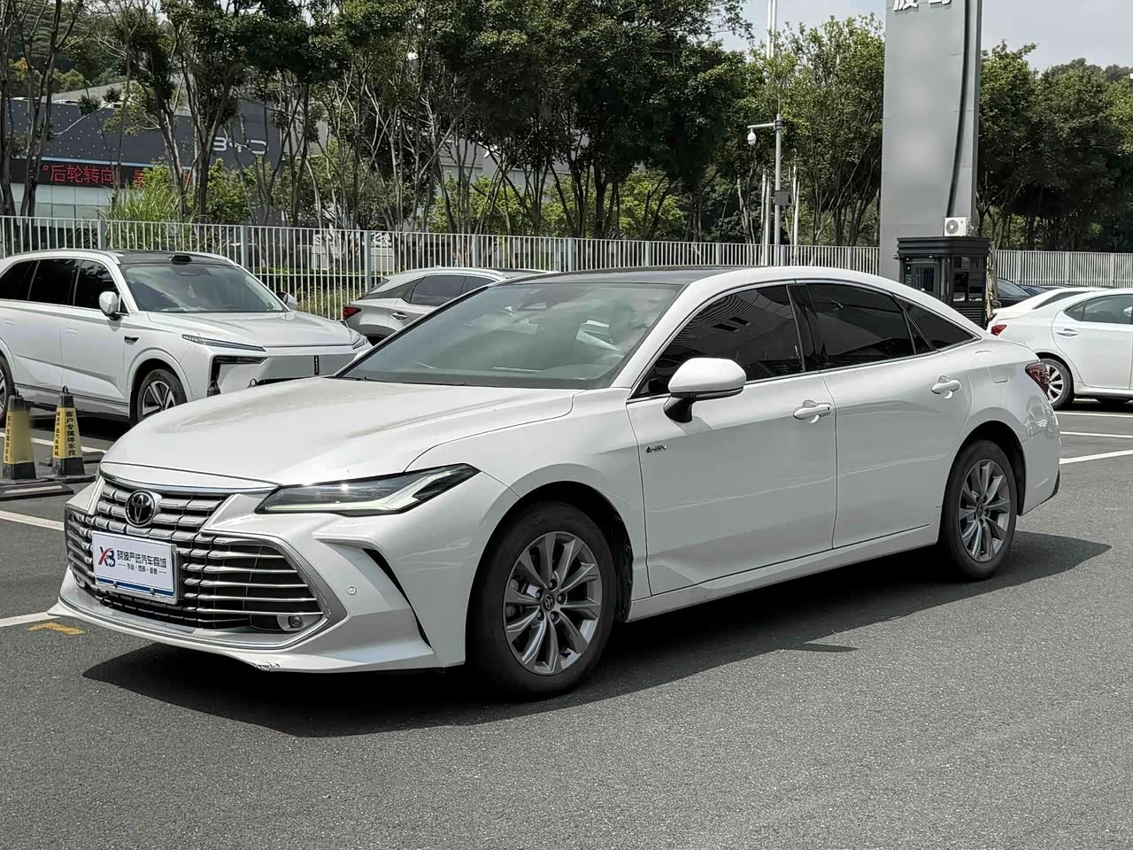 Avalon 2024 Hybrid 2.0L Luxury