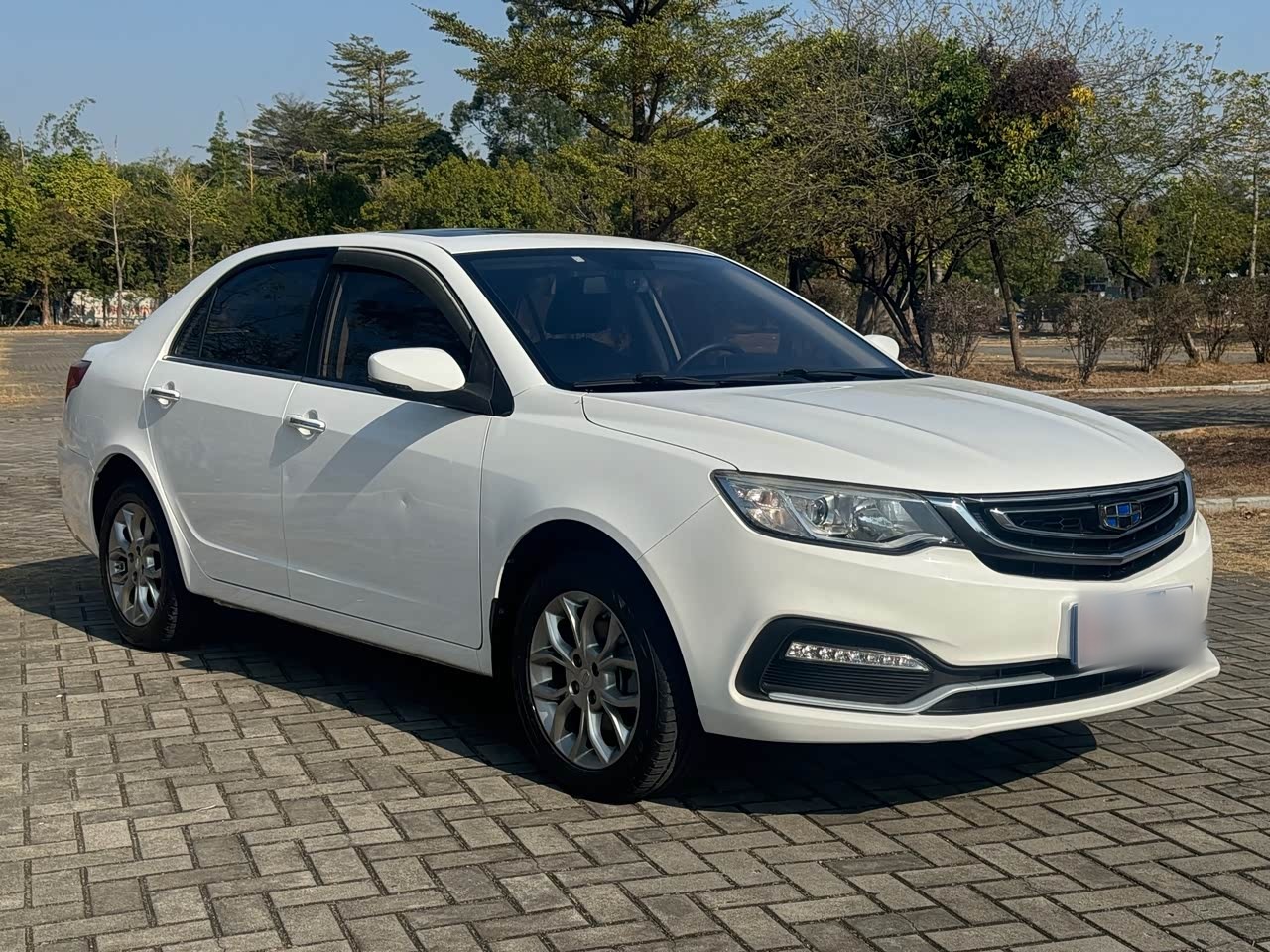 Vision 2018 1.5L AT Premium