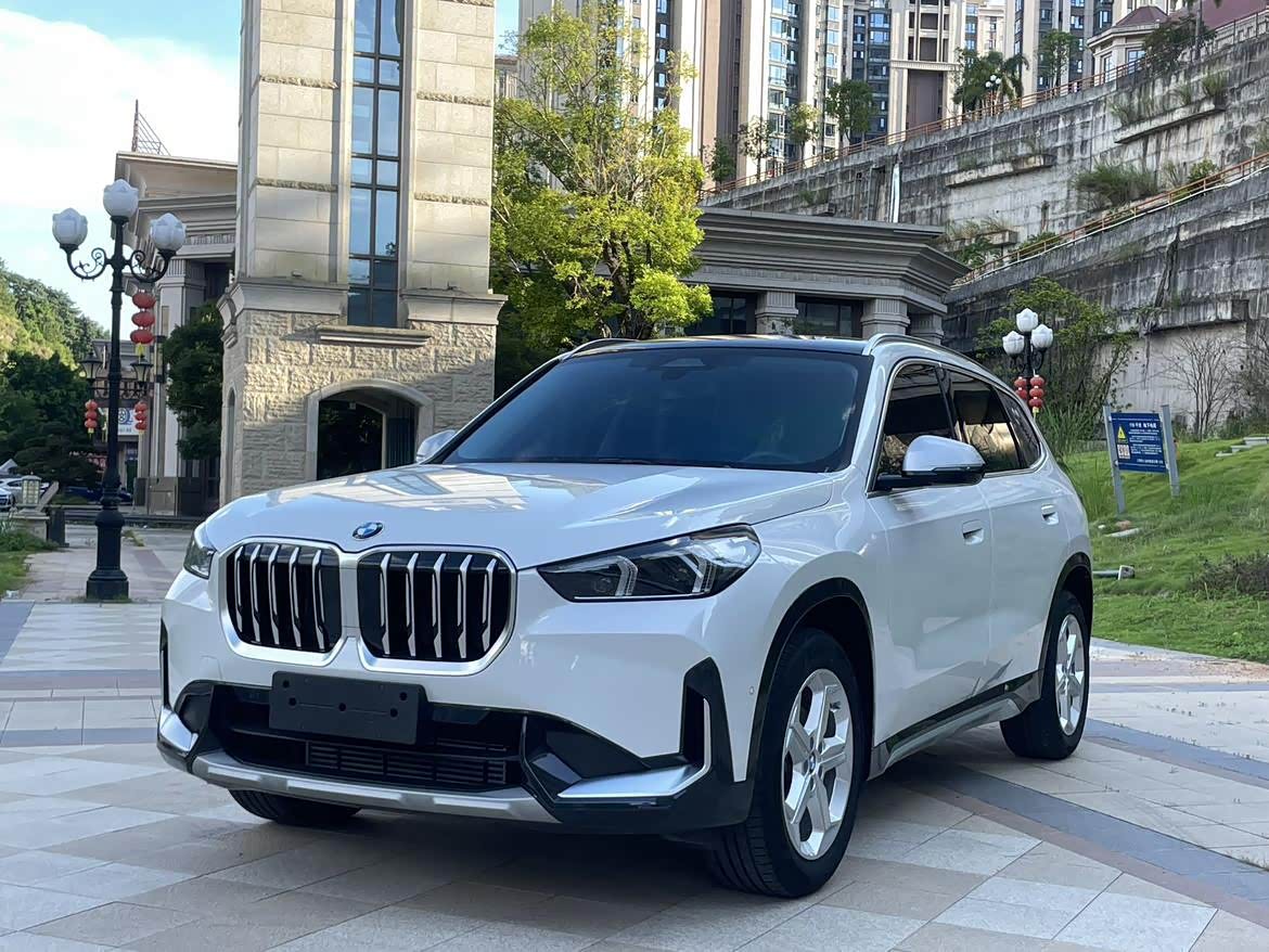 BMWX1 2023 sDrive20Li X Design Package