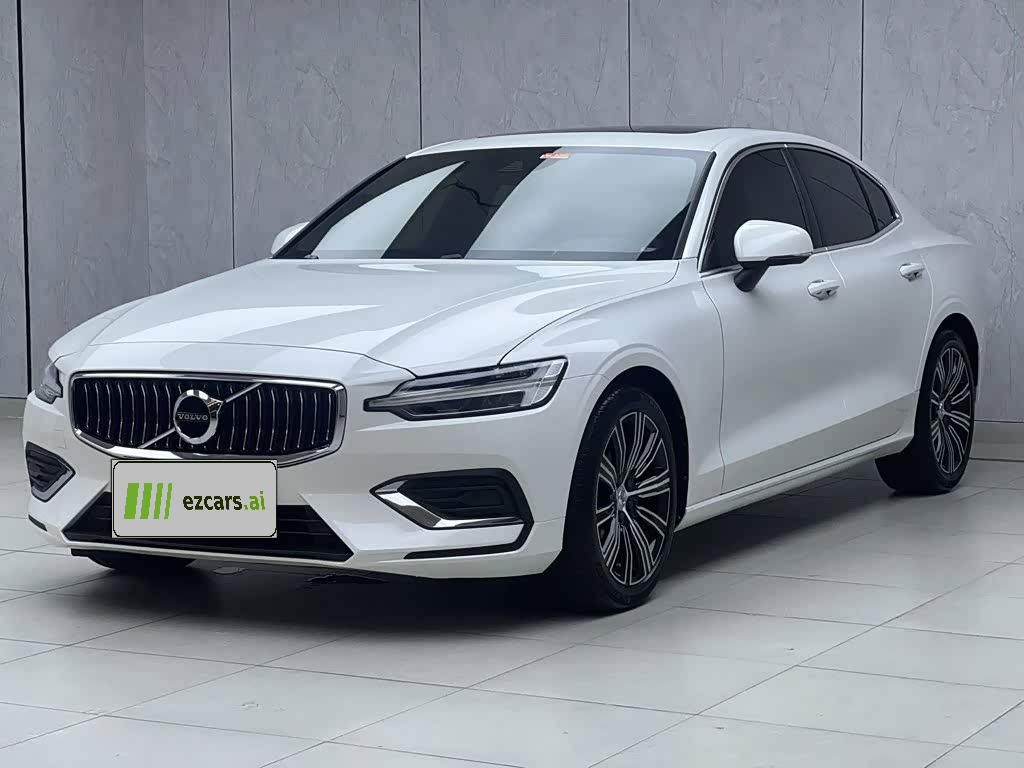 S60 2022 B4 Luxury