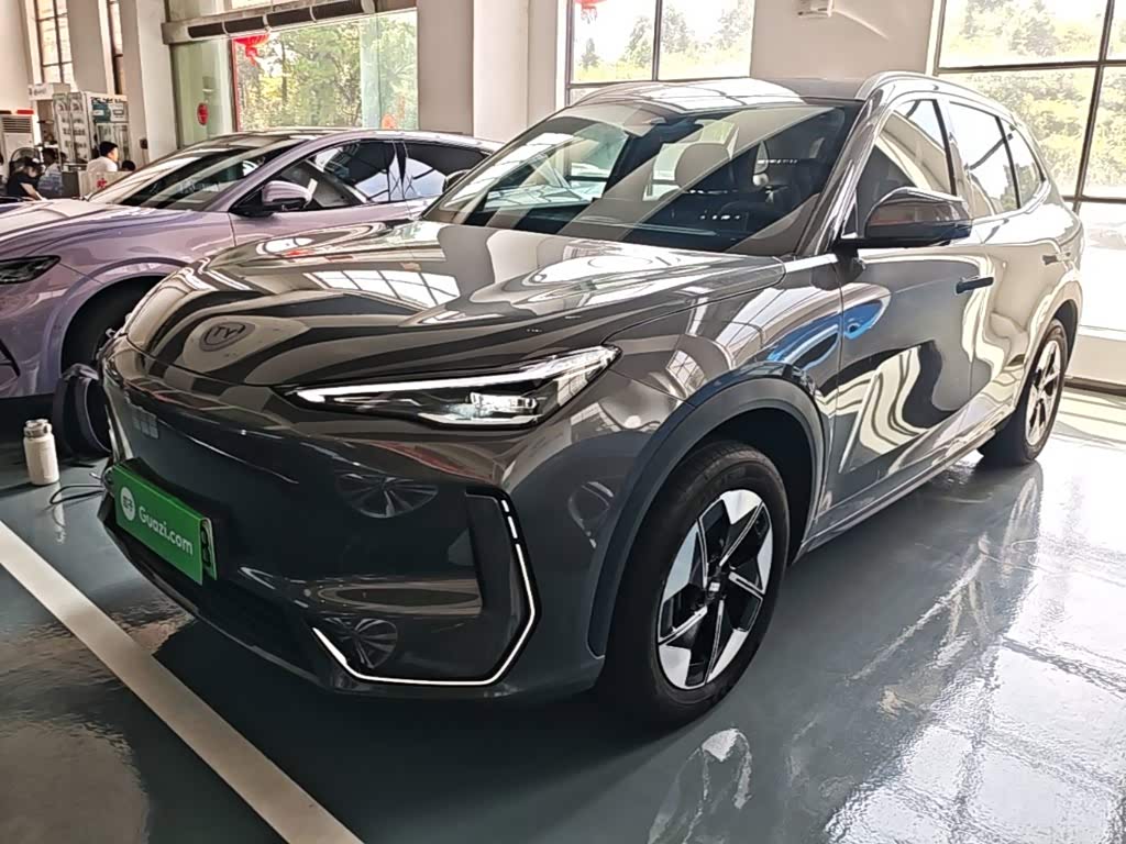 E5 2026 610km Explorer +