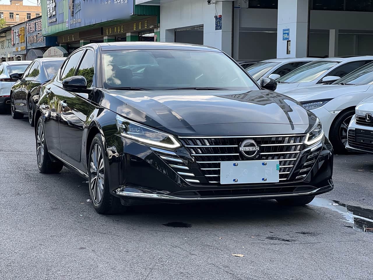 Teana 2022 2.0L XL-TLS Enjoy