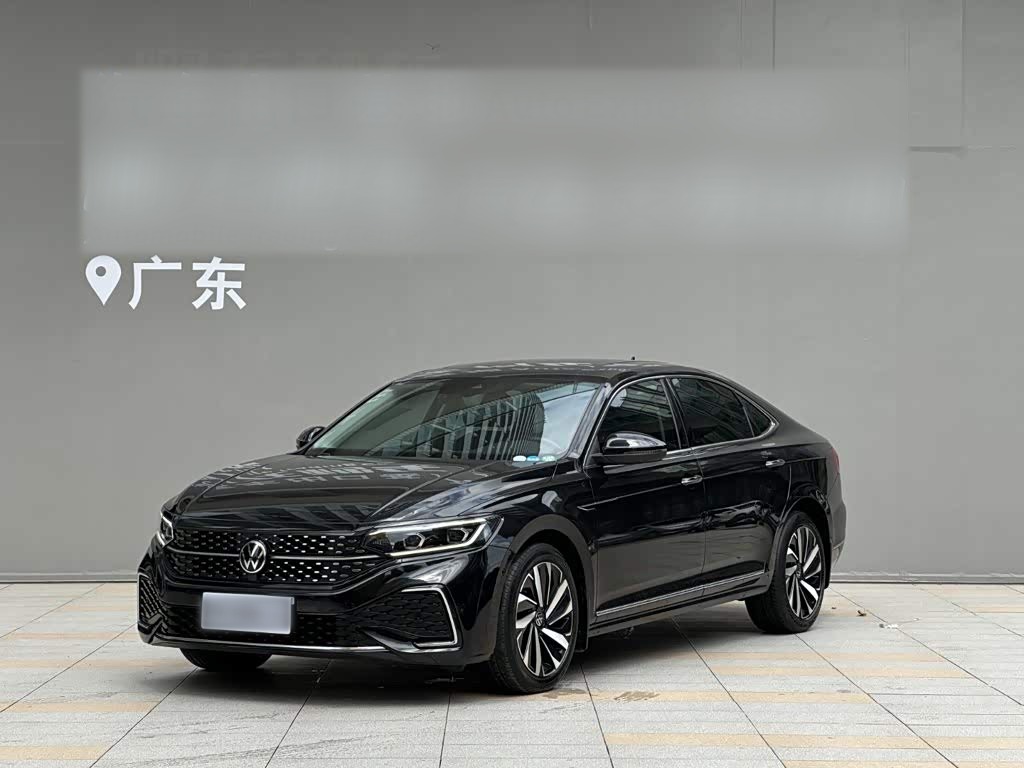 Passat 2022 330TSI Luxury