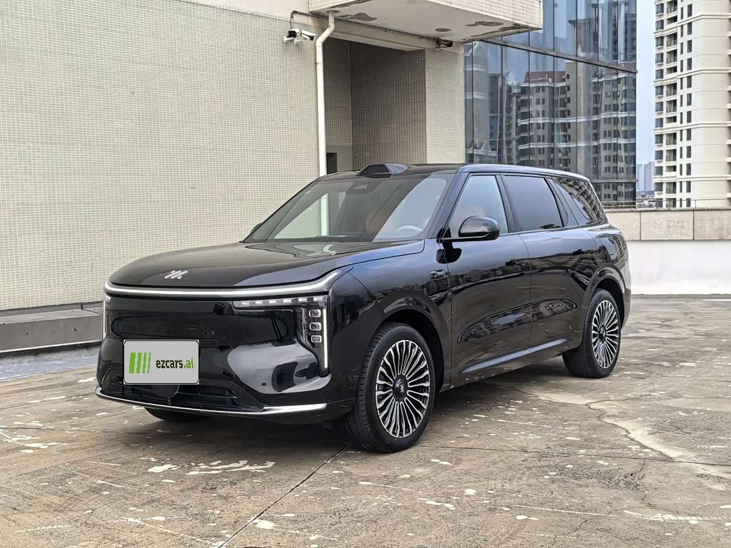 LS8 2026 52 Max+ 6-Seater