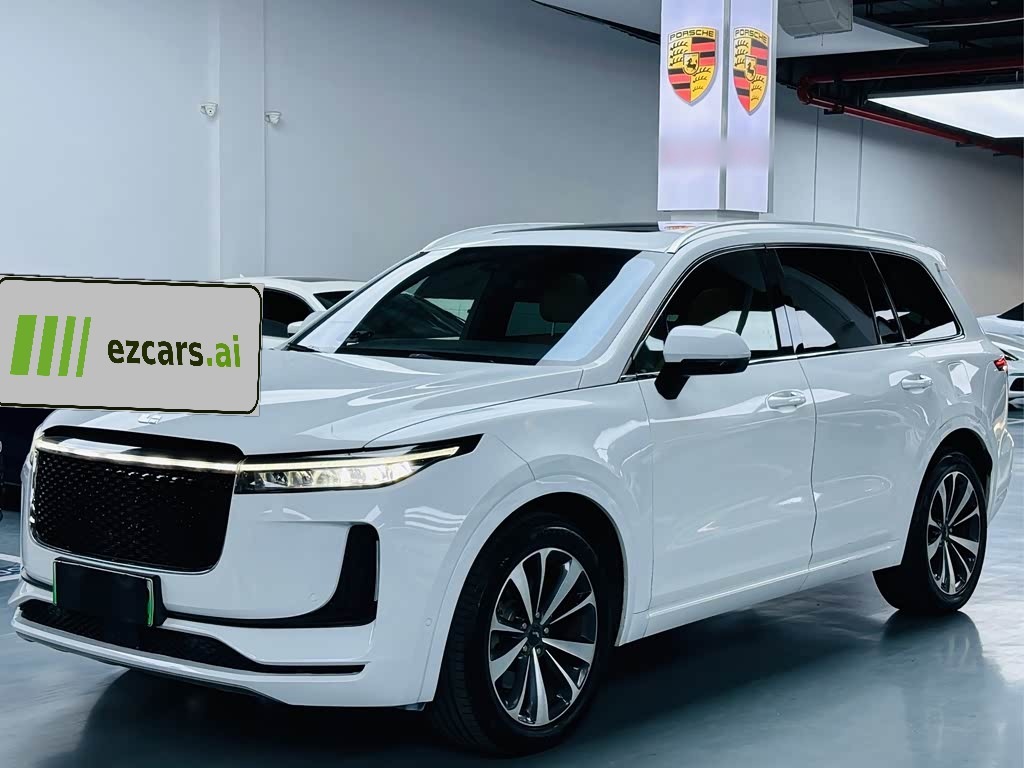 ONE 2020 EREV 6-Seater