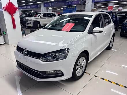 Polo 2016 1.6L AT Comfort