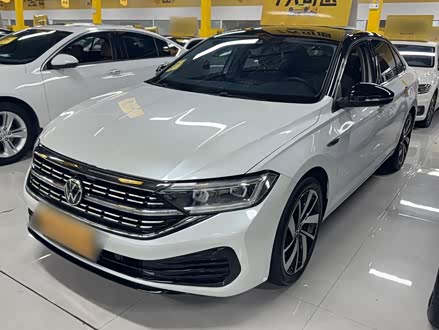 Sagitar 2025 300TSI DSG Excellence