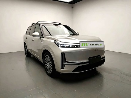 M9 2025 230km RWD Explorer