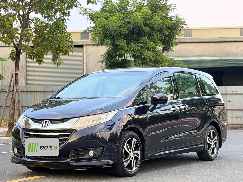 Odyssey 2015 Facelift 2.4L Luxury