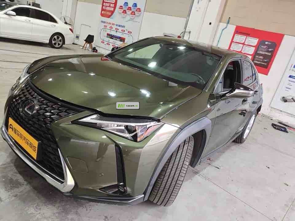 UX 2020 260h China V
